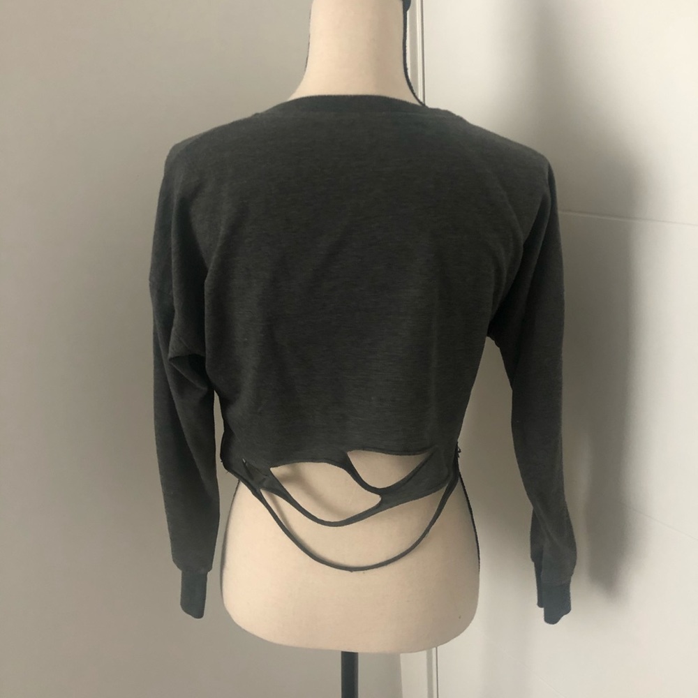 Cropped Sweatshirt - Picture 2 of 2